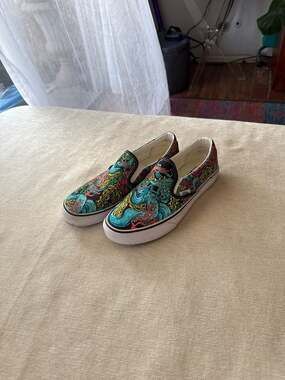 Vans Classic Slip-On Underwater Reef Skull Sneakers